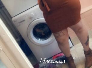 Mneziaa41
