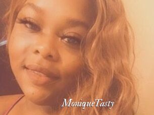 MoniqueTasty