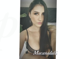Macanadalii