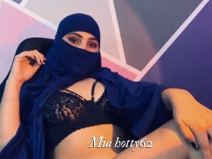 Mia_hotty62