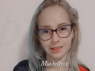 Mia_kelly01
