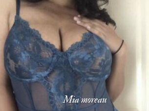 Mia_moreau