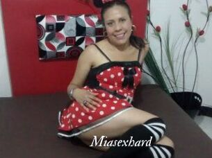 Mia_sexhard