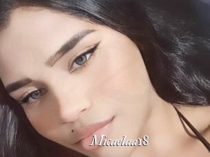 Micaelaa18