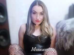 Monicanylon