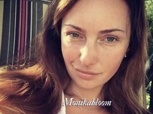 Monikabloom
