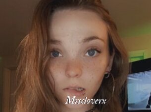 Mrscloverx