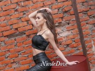 NicoleDove Partouze