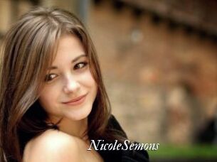 NicoleSemons Partouze