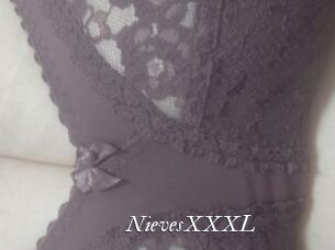 NievesXXXL