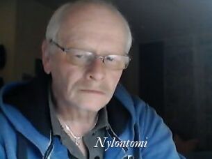 Nylontomi