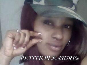 PETITE_PLEASUREx