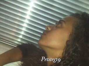 Petiteg19