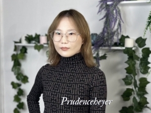 prudenceheyer Partouze