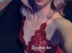 Queenie_bri