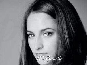 Riley_Janelle Partouze