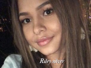 Riley_silver