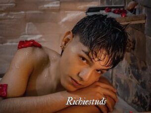 Richiestuds