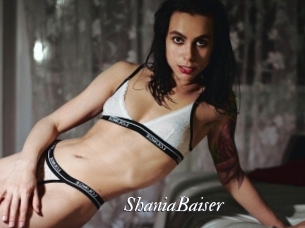 ShaniaBaiser Partouze