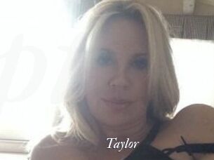 _Taylor Partouze