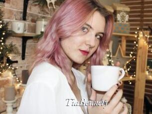 TiaBennety
