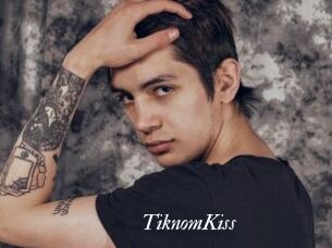 TiknomKiss