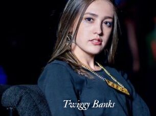 Twiggy_Banks