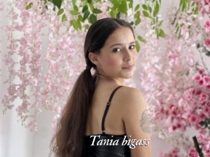 Tania_bigass
