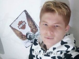Tyler_davis_xx