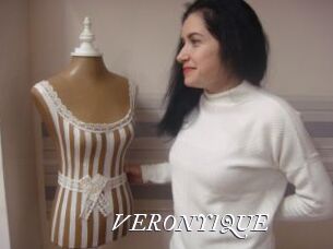VERONYIQUE