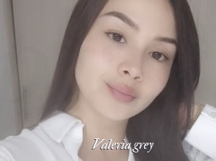Valeria_grey
