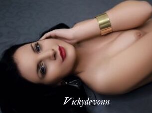 Vickydevonn