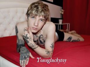 Youngluckytoy